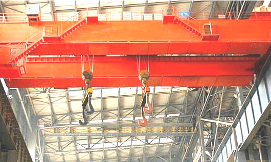 <strong>吊钩、抓斗、电磁吸盘，双梁桥式起重机</strong>