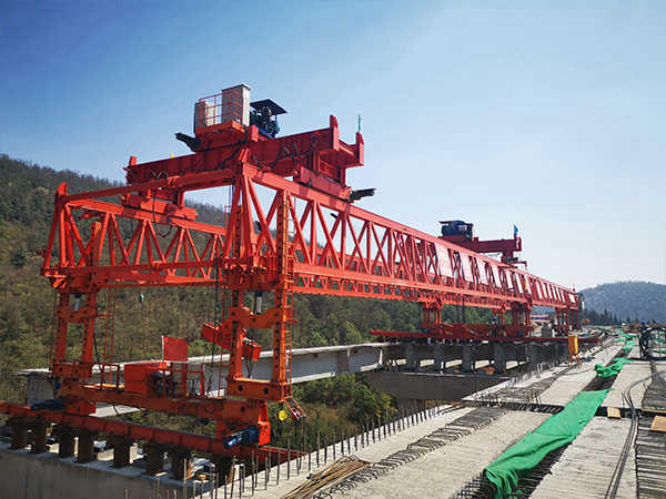 <strong>海南三沙架桥机厂家架桥机可以改造加长</strong>