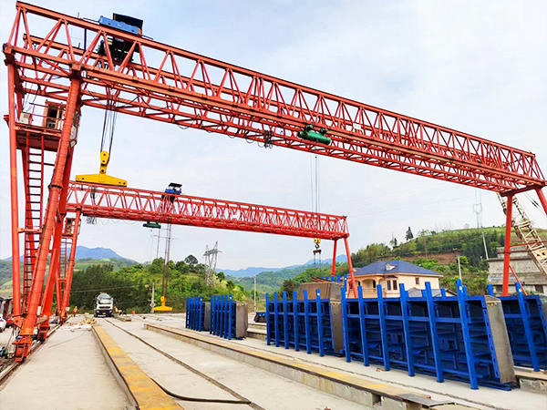 <strong>甘肃白银龙门吊厂家50T-20m龙门吊发货</strong>