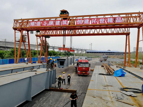 <strong>江西九州50吨龙门吊轨</strong>